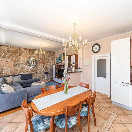Niki Apartman Kastela